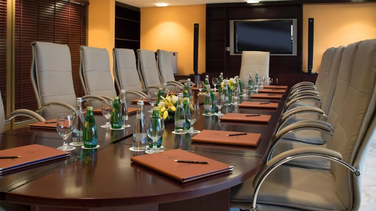 Officers Club & Hotel Abu Dhabi