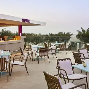 احجز هنا